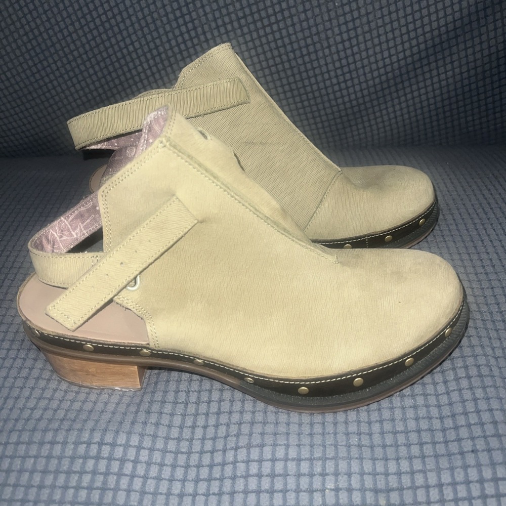 Boho‎ Kitten Heel Studded Clogs Suede Leather Upper Chaco Cataluna